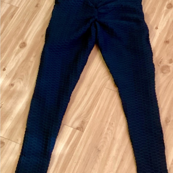 Boom Booty Anti-Cellulite Leggings - Picture 5 of 9